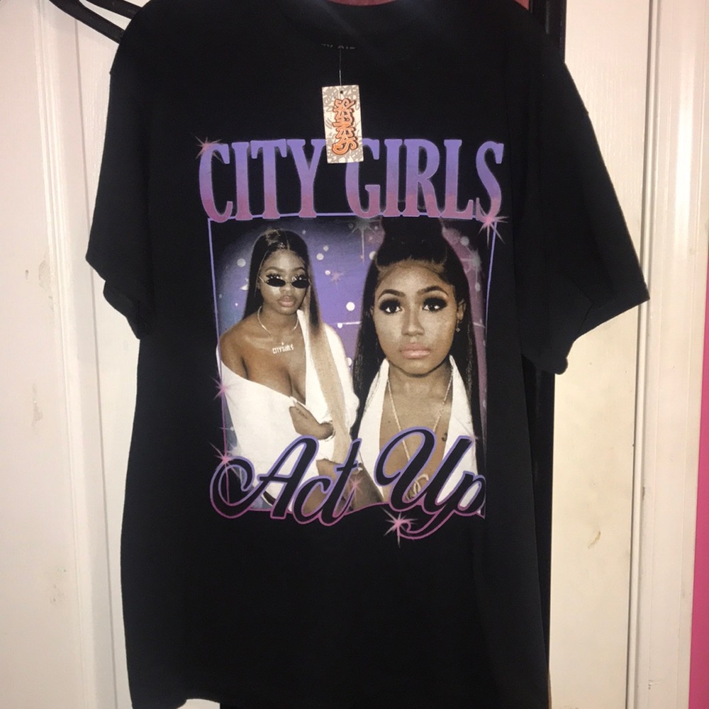 City girls shirt 💜
